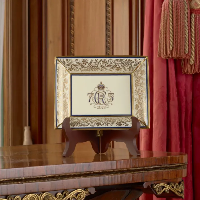 The King'S 75Th Birthday Limited Edition Navy Tray